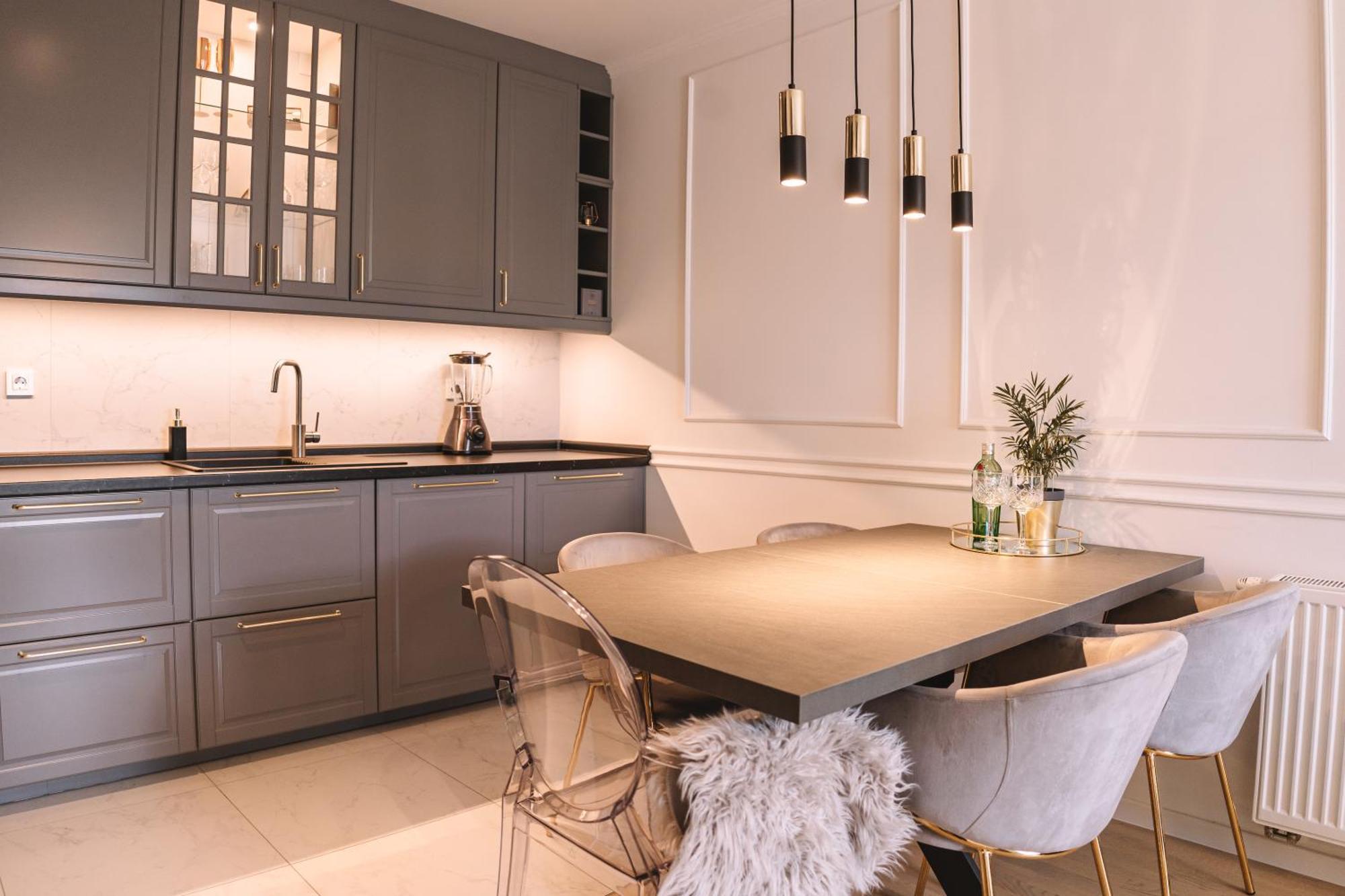 Flexible Selfcheckins 66 - Zagreb - Loggia - 80M2 - New - Luxury - Garage - 2 Bedrooms Buitenkant foto