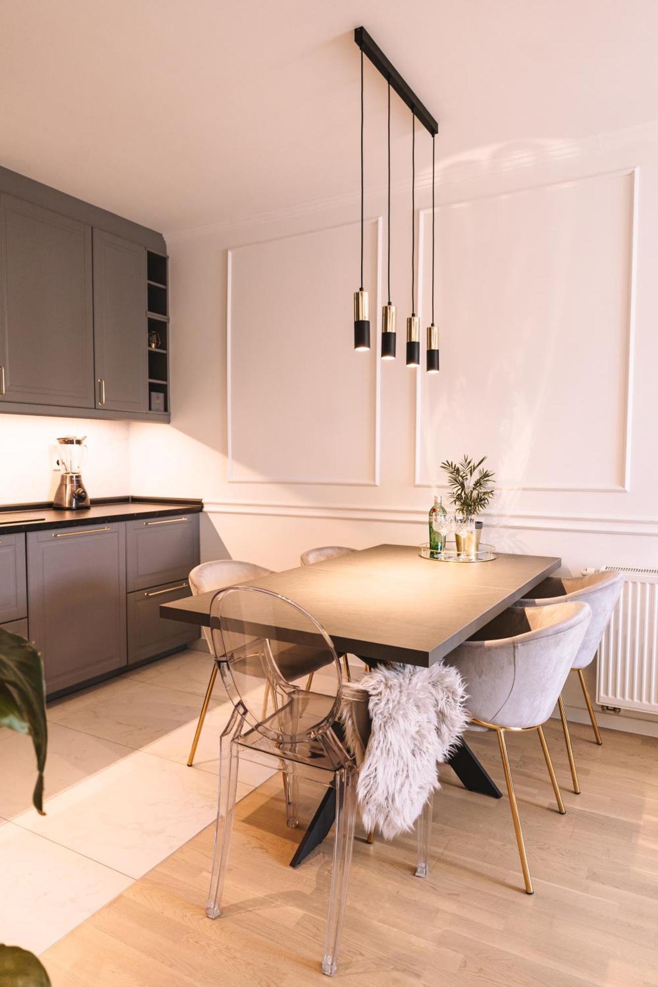 Flexible Selfcheckins 66 - Zagreb - Loggia - 80M2 - New - Luxury - Garage - 2 Bedrooms Buitenkant foto