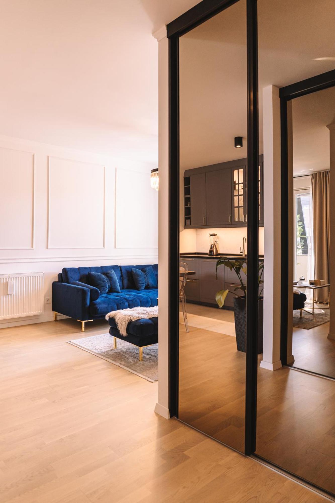 Flexible Selfcheckins 66 - Zagreb - Loggia - 80M2 - New - Luxury - Garage - 2 Bedrooms Buitenkant foto
