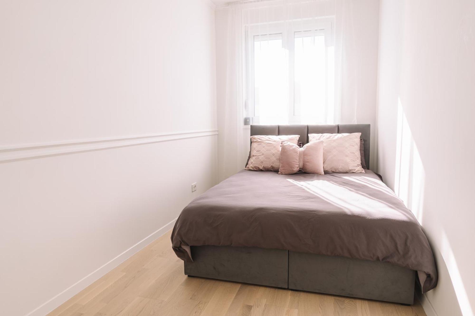 Flexible Selfcheckins 66 - Zagreb - Loggia - 80M2 - New - Luxury - Garage - 2 Bedrooms Buitenkant foto
